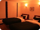 Deluxe-Twin-Bed